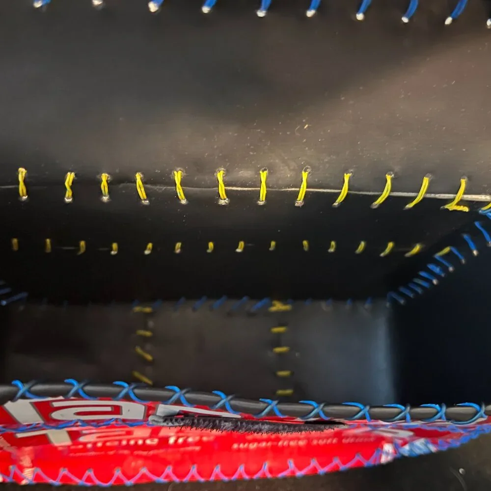 Unique TaB Can mini-bag; made from cans of discontinued soft drink - Picture 6 of 6